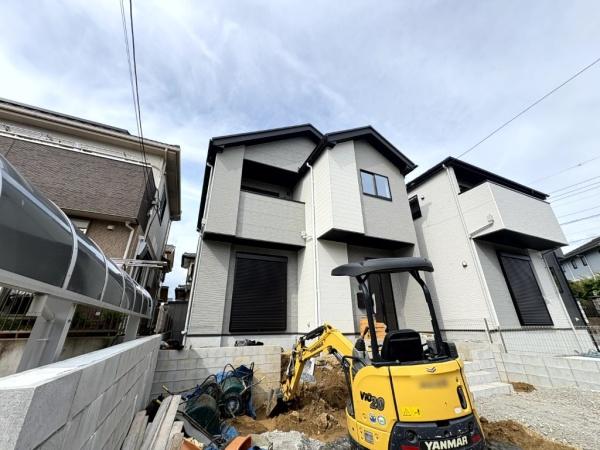 リガーレ　成田市　土屋１期　全２棟　１号棟