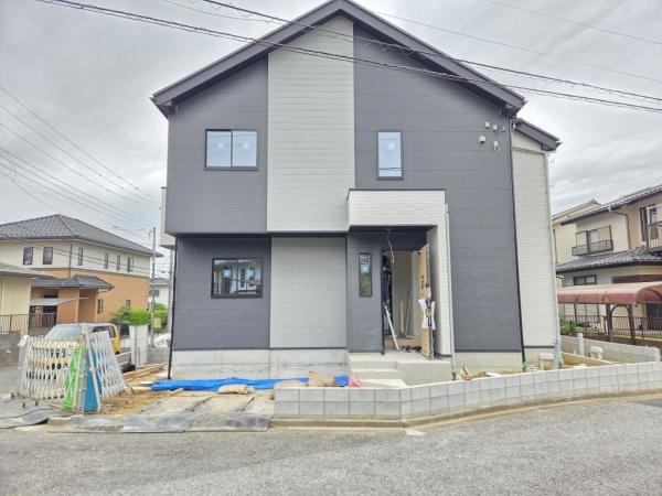 リガーレ　成田市　土屋１期　全２棟　２号棟
