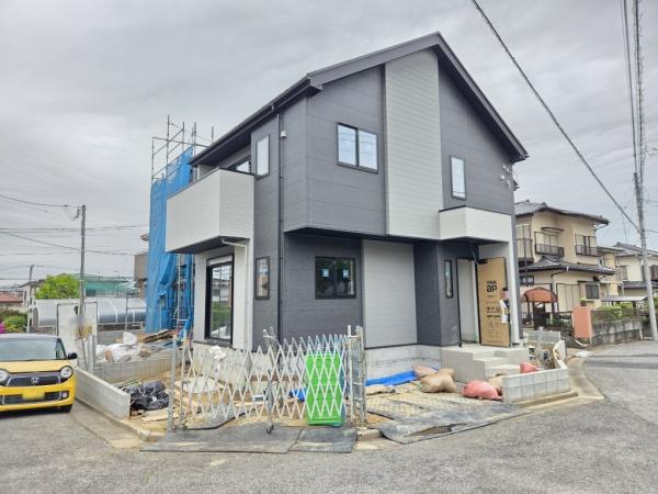 リガーレ　成田市　土屋１期　全２棟　２号棟