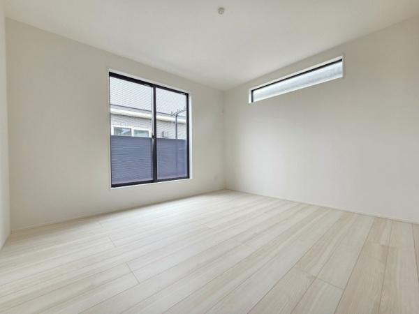 グラファーレ　成田市　郷部２期全１棟１号棟