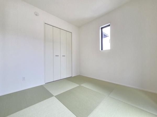グラファーレ　成田市　郷部２期全１棟１号棟