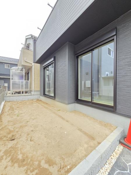 グラファーレ　成田市　郷部２期全１棟１号棟