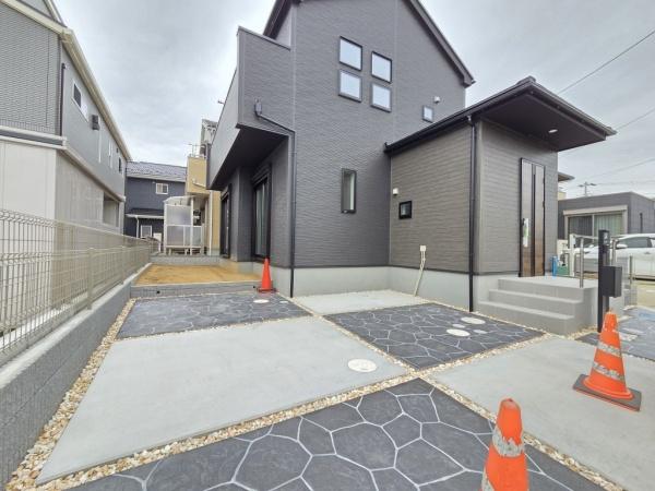 グラファーレ　成田市　郷部２期全１棟１号棟