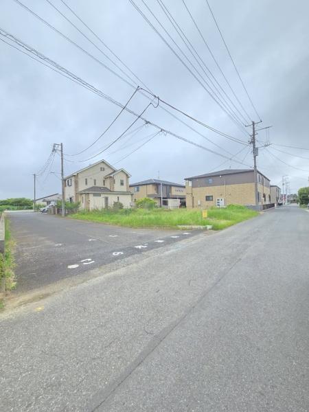 八街市八街にの土地
