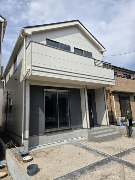 成田市　飯田町　４　全２棟　B号棟