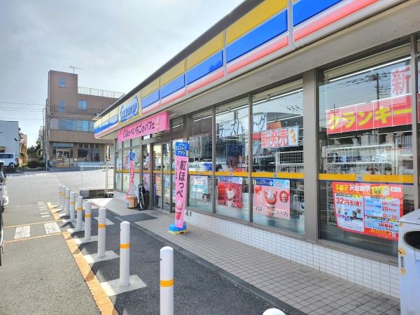 グレージュ和光弐番館(ミニストップ日吉台2丁目店)
