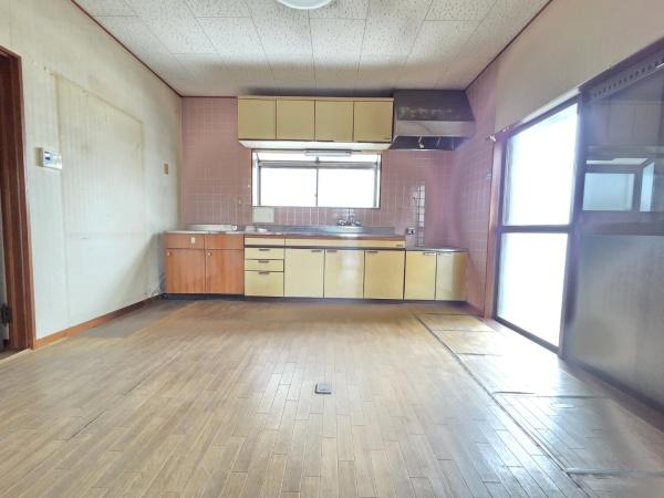 八街市八街ほの中古一戸建て
