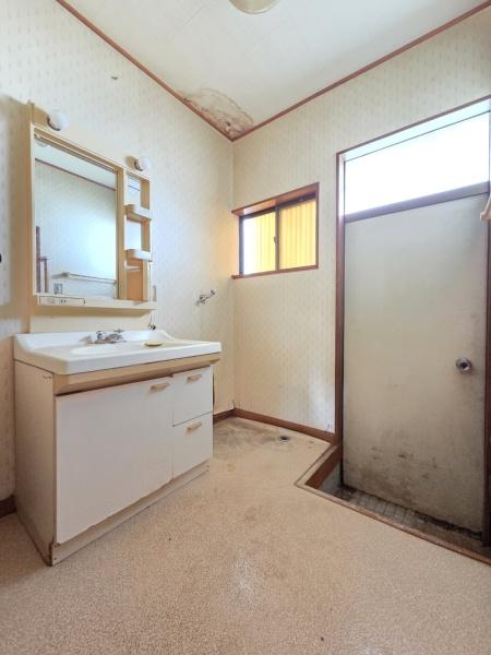 八街市八街ほの中古一戸建て
