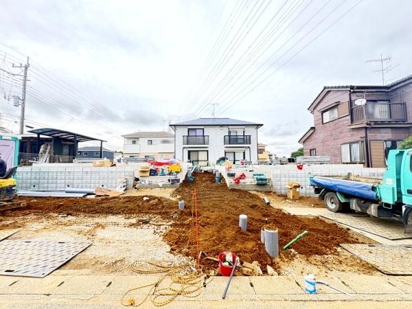 クレイドルガーデン　八街市文違第８・全２棟・１号棟