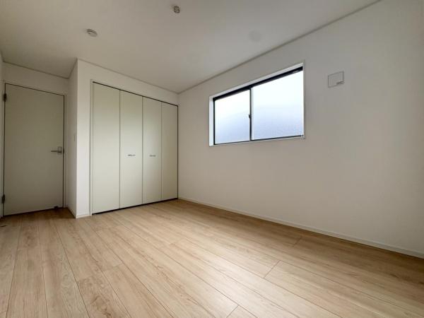 クレイドルガーデン　八街市文違第８・全２棟・２号棟