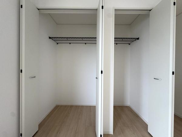 クレイドルガーデン　八街市文違第８・全２棟・２号棟
