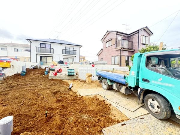 クレイドルガーデン　八街市文違第８・全２棟・２号棟