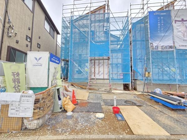 グラファーレ　成田市吾妻１丁目８期全２棟２号棟