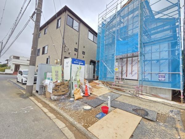 グラファーレ　成田市吾妻１丁目８期全２棟２号棟