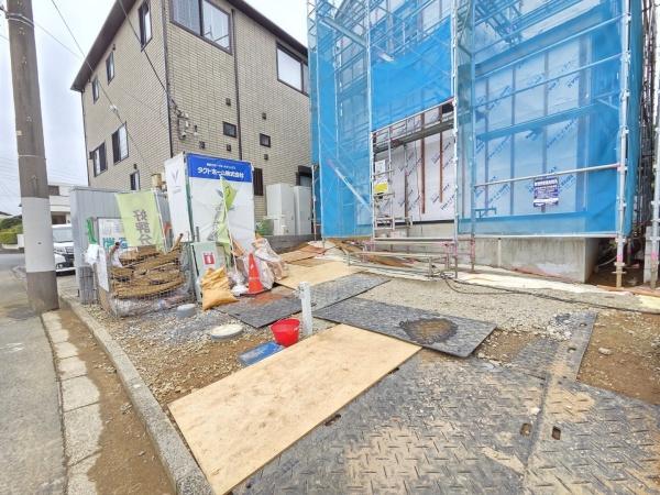 グラファーレ　成田市吾妻１丁目８期全２棟２号棟