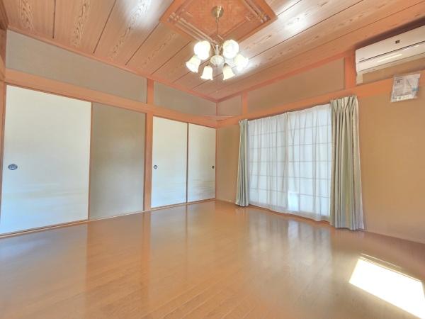 八街市富山の中古一戸建て