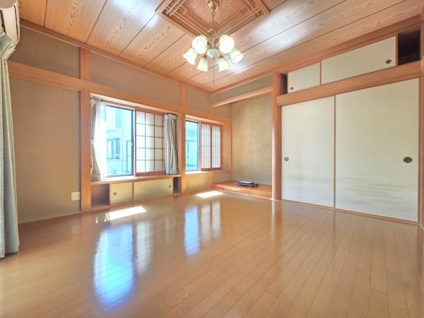 八街市富山の中古一戸建て