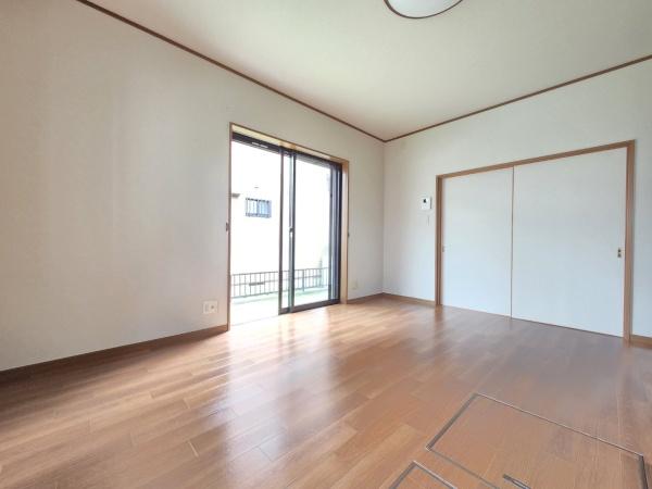 八街市　八街に（やちまたし　やちまた　に）