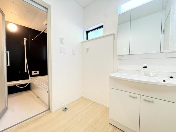 八街市榎戸　第１　全３棟　３号棟