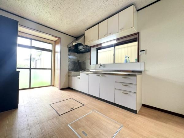 八街市朝日の中古一戸建て