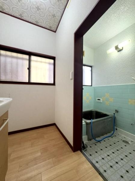 八街市朝日の中古一戸建て