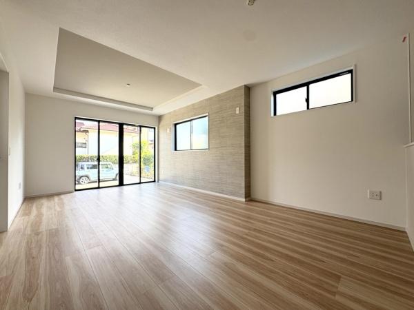リガーレ成田市加良部３期・全２棟・２号棟