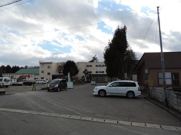 米沢市花沢町1丁目の土地(米沢市立東部小学校)