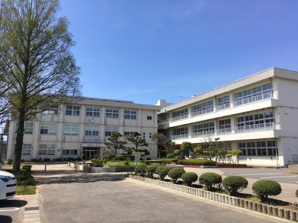 酒田市若浜町の新築一戸建(酒田市立若浜小学校)