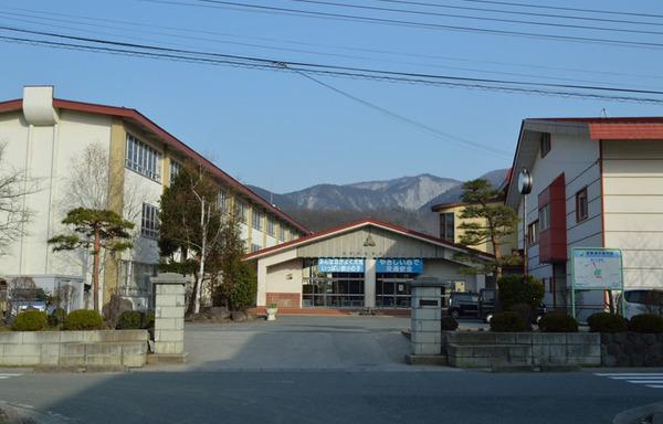 山形市双月町1丁目の新築一戸建(鈴川小学校)