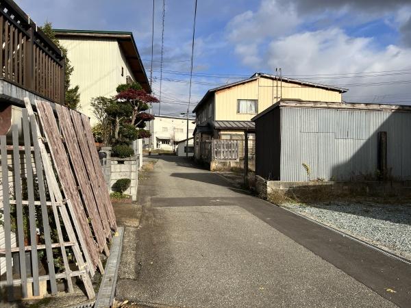 新庄市大字松本の新築一戸建