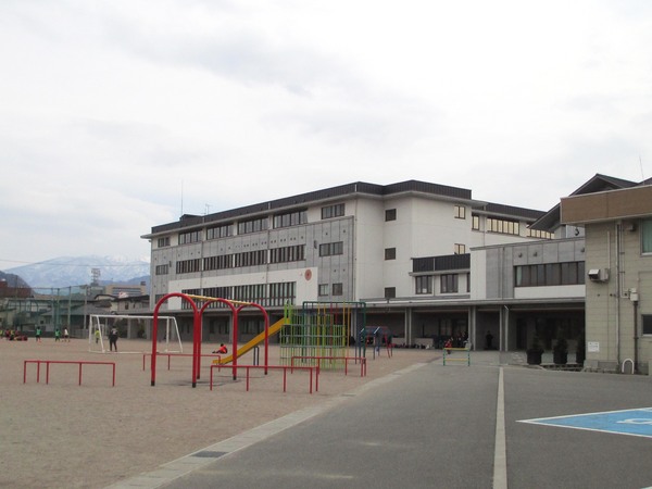 山形市城北町１丁目の土地(山形市立第七小学校)