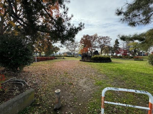 天童市老野森3丁目の土地(交り江西公園)