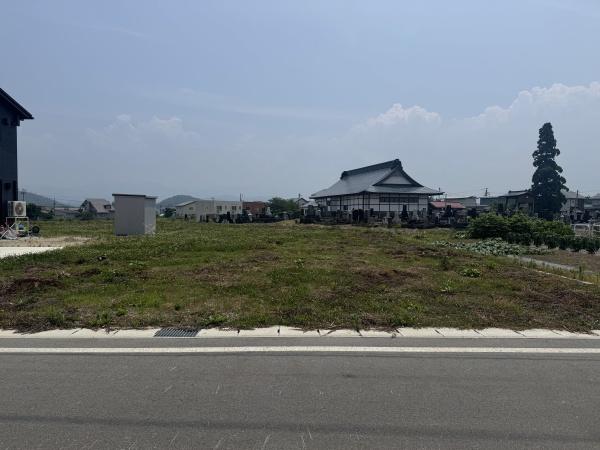 米沢市中田町の新築一戸建