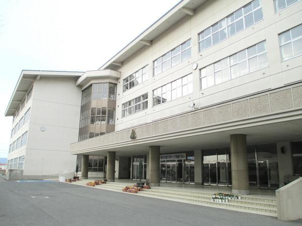 ライオンズマンション十日町(山形市立第三中学校)