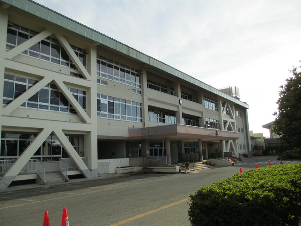 山形市江南2丁目の新築一戸建(山形市立西小学校)