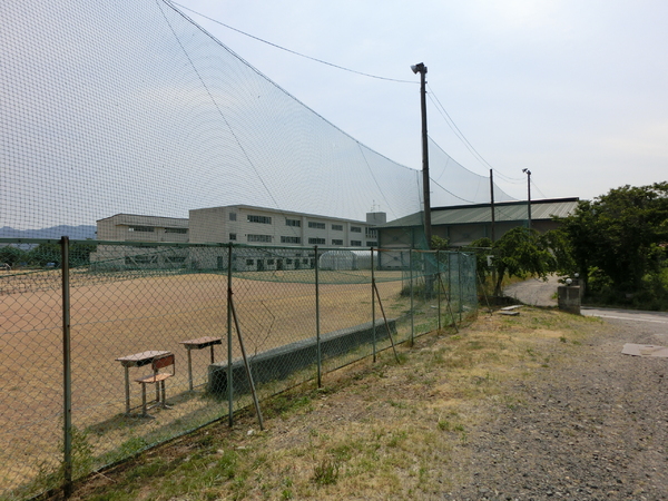 上山市石堂の新築一戸建(上山市立南中学校)