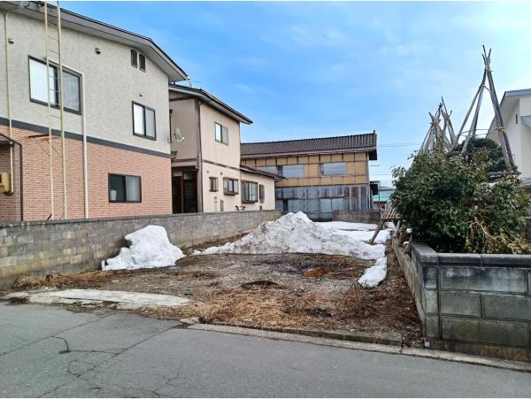 村山市楯岡荒町１丁目の新築一戸建