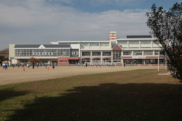 鶴岡市錦町の土地(鶴岡朝暘第三小学校)