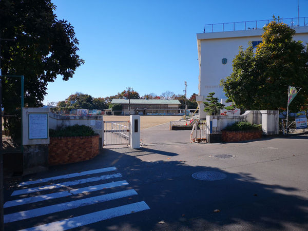 仙台市太白区八木山南1丁目の中古一戸建て(仙台市立八木山南小学校)