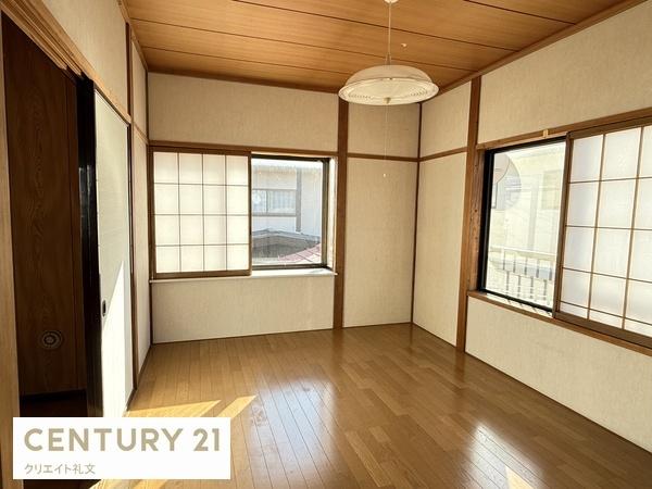 山形市あかねケ丘１丁目の中古一戸建て