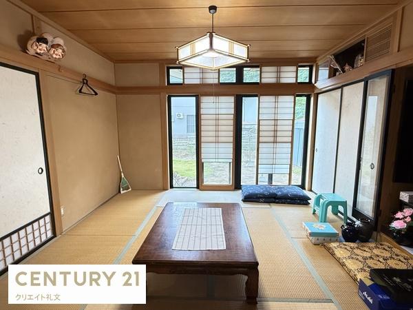 南陽市漆山の中古一戸建て