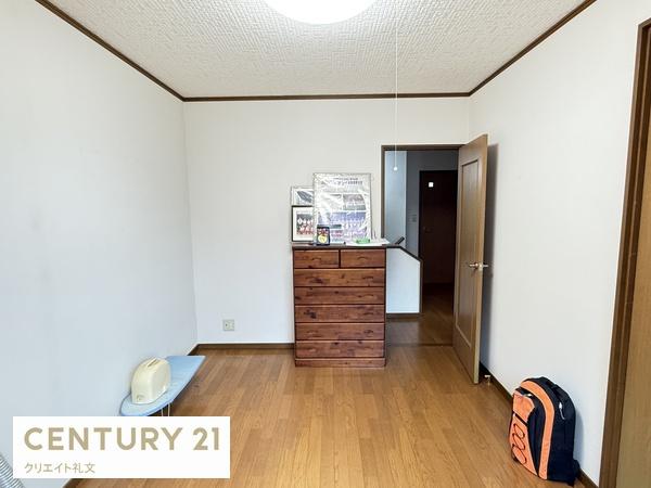 南陽市漆山の中古一戸建て