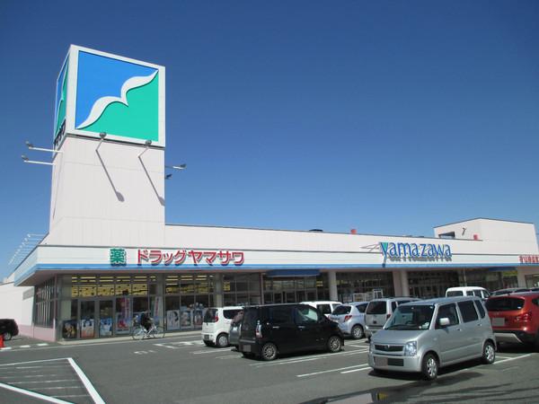 ネオハイツ霞城公園(ヤマザワ清住町店)