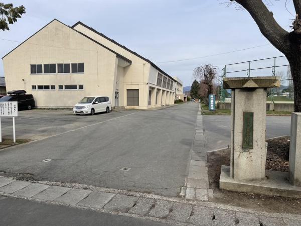 米沢市松が岬２丁目の土地(米沢市立南部小学校)