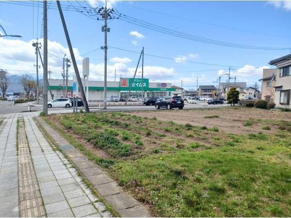 鶴岡市苗津町の売土地