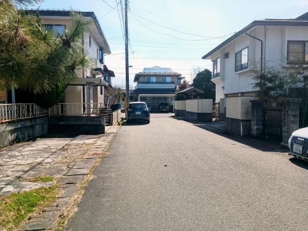 山形市あかねケ丘３丁目の土地