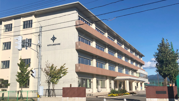 米沢市中田町の新築一戸建(米沢市立北成中学校)