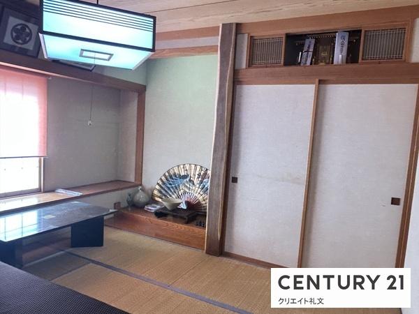 南陽市中ノ目の中古一戸建て