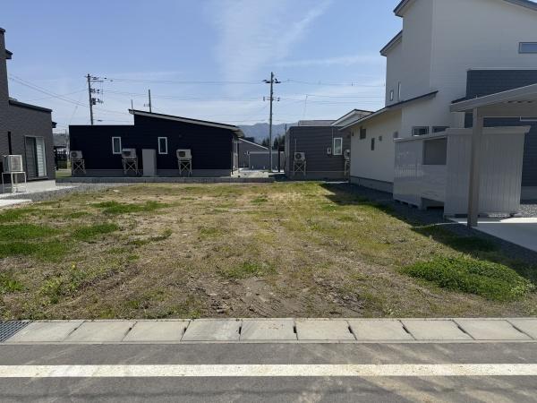 東置賜郡高畠町大字高畠大町の土地