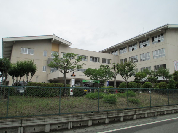 山形市大字沼木の土地(山形市立第十中学校)